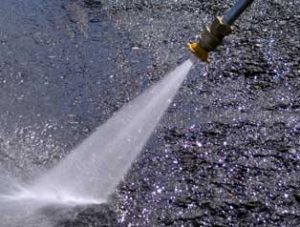 LIMPEZA COM HIDROJATEAMENTO, HIDROJATEAMENTO DE TUBULAÇÕES, REMOÇÃO DE OBSTRUÇÕES, HIDROJATEAMENTO MARINGÁ, SERVIÇO DE HIDROJATEAMENTO